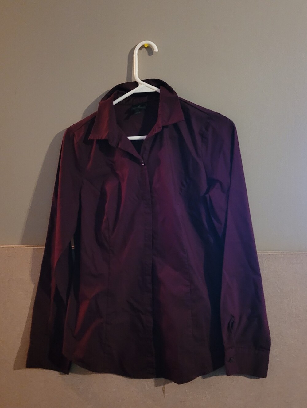 Worthington Women's Button-Down Shirt — Plum Size 6